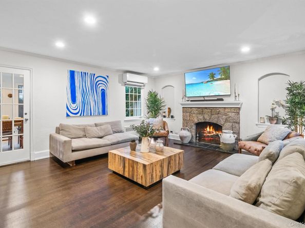 20 Whistler Road, Scarsdale NY 10583