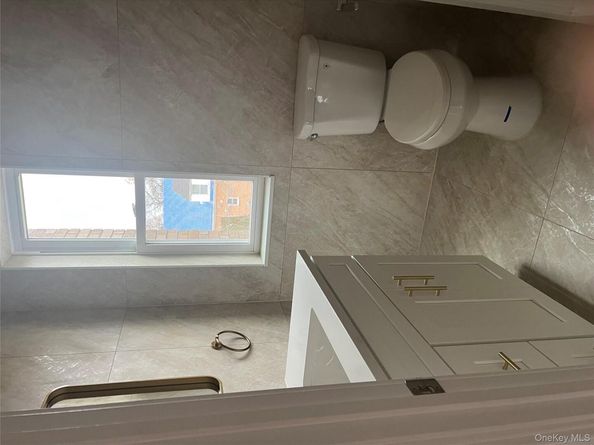 23 Sunlight Hill, Yonkers NY 10704