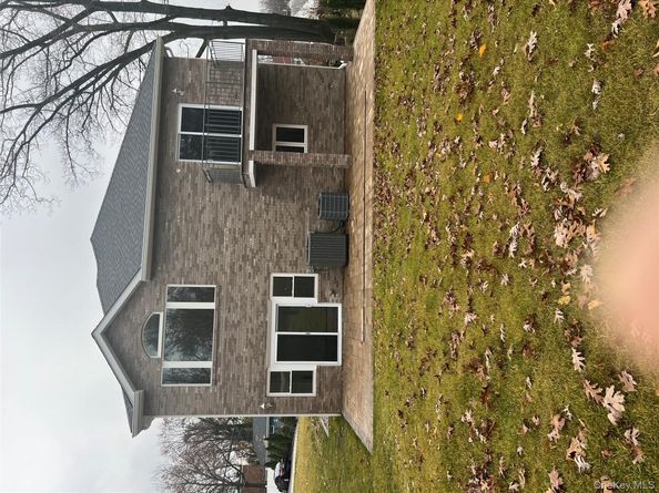 23 Sunlight Hill, Yonkers NY 10704