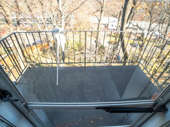 614 Woodland Hills Road, White Plains NY 10603