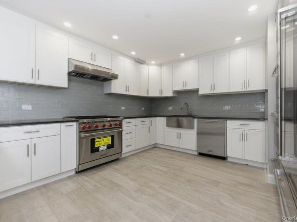 661 W Broadway 701, Long Beach NY 11561