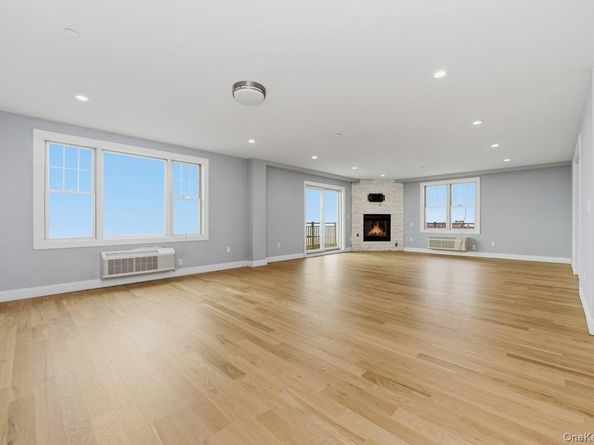 661 W Broadway 701, Long Beach NY 11561