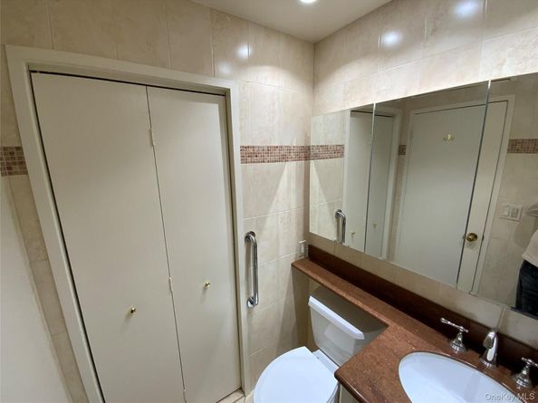 27010 Grand Central Parkway 16S, Floral Park NY 11005