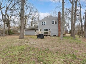 49 Overhill Road, Wading River NY 11792