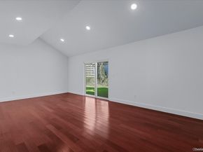2 Pickwood Lane, Great Neck NY 11024