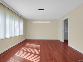 2 Pickwood Lane, Great Neck NY 11024