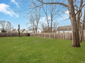 11 Holbrook Street, Bay Shore NY 11706