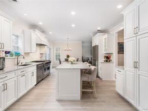 7 Framingham Lane, Shoreham NY 11786
