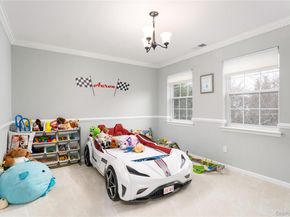 7 Framingham Lane, Shoreham NY 11786