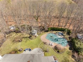 7 Framingham Lane, Shoreham NY 11786