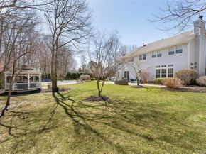 7 Framingham Lane, Shoreham NY 11786