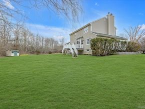 108 Vista Court, Jamesport NY 11947