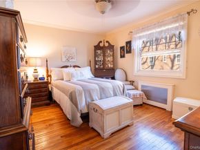 252-42 60 Avenue 595, Little Neck NY 11362