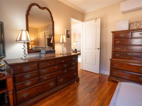 252-42 60 Avenue 595, Little Neck NY 11362