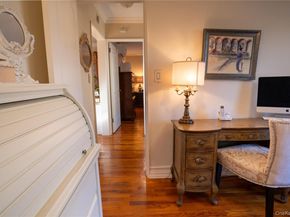 252-42 60 Avenue 595, Little Neck NY 11362