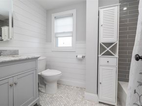 2778 King Street, Oceanside NY 11572