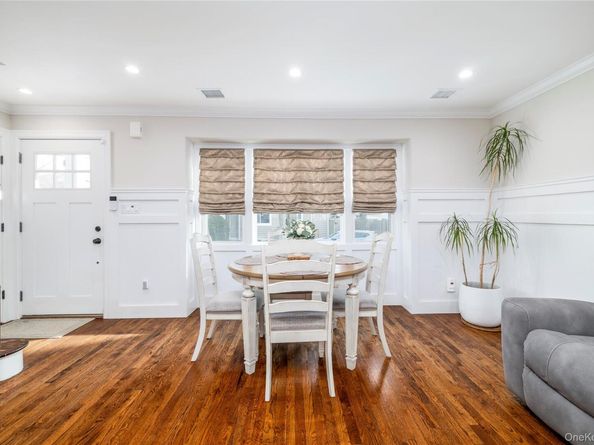 2778 King Street, Oceanside NY 11572