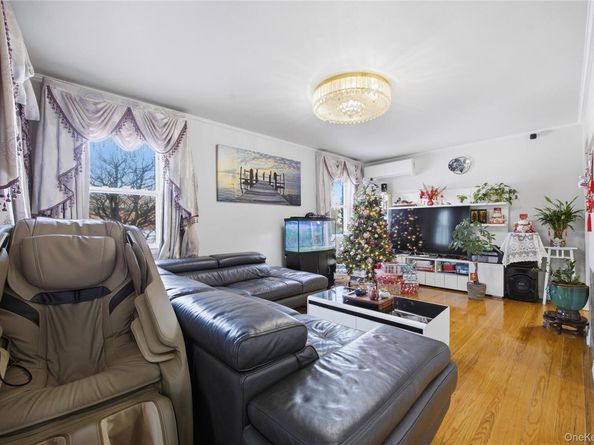 32-03 Clearview Expressway, Bayside NY 11361