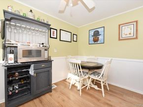 27 Seaton Street, Massapequa NY 11758