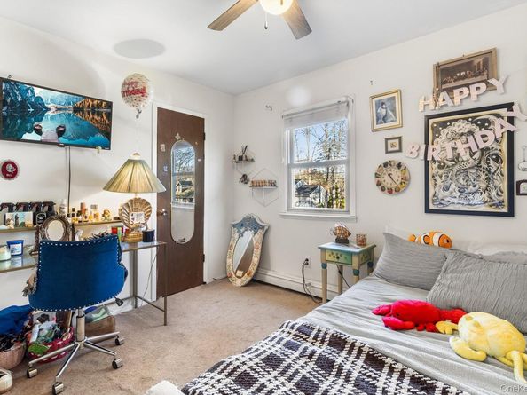 24 Parkside Avenue, Miller Place NY 11764