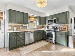 24 Parkside Avenue, Miller Place NY 11764