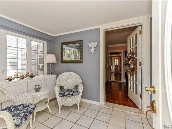 49 Malden Avenue, Lynbrook NY 11563