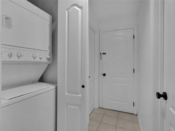 108 Hunter Avenue, Miller Place NY 11764