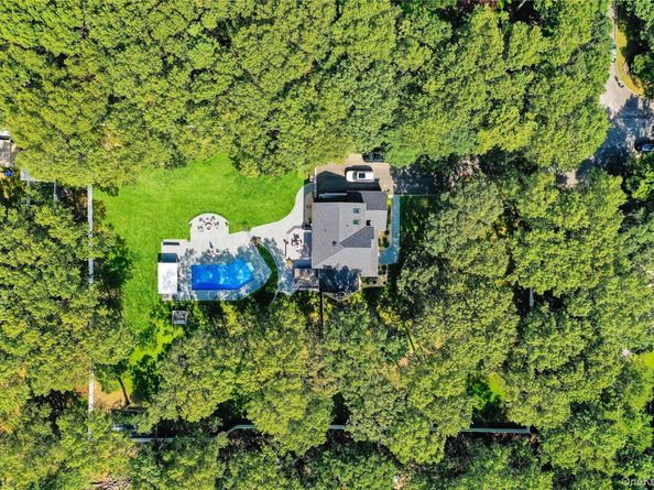 108 Hunter Avenue, Miller Place NY 11764