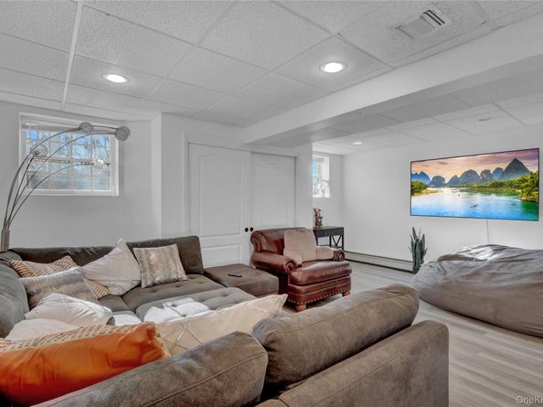 108 Hunter Avenue, Miller Place NY 11764