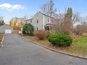 170 North Country Road, Miller Place NY 11764