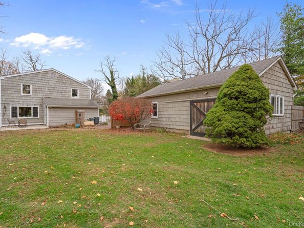 170 North Country Road, Miller Place NY 11764