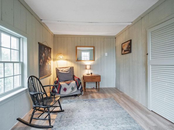 170 North Country Road, Miller Place NY 11764