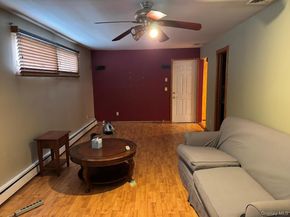 41 Broadway, Shirley NY 11967