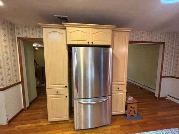 41 Broadway, Shirley NY 11967