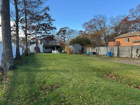 41 Broadway, Shirley NY 11967