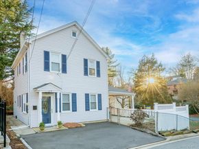 119 Cross Street, Locust Valley NY 11560