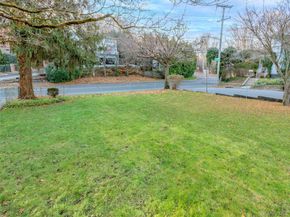 119 Cross Street, Locust Valley NY 11560