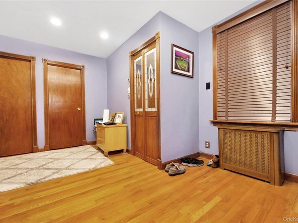 6451 59th Avenue, Maspeth NY 11378