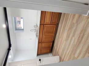 89-25 209 Street, Queens Village NY 11427