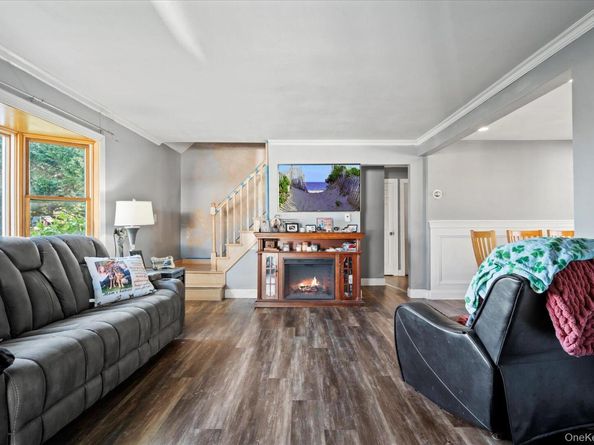 280 Moriches Road, Saint James NY 11780