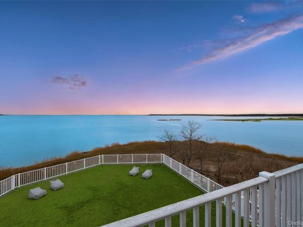 112 Pine Avenue, Flanders NY 11901