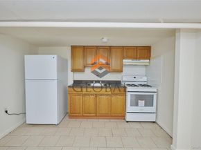 865 E 215th Street, Bronx NY 10467