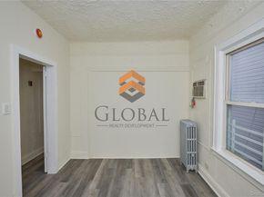 865 E 215th Street, Bronx NY 10467