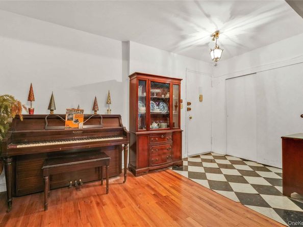 33-45 92 Street 2B, Jackson Heights NY 11372