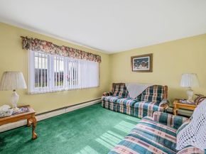 171 N Oak Street, Massapequa Park NY 11758