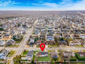 171 N Oak Street, Massapequa Park NY 11758