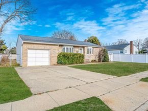 171 N Oak Street, Massapequa Park NY 11758