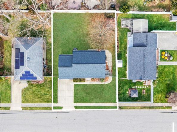 171 N Oak Street, Massapequa Park NY 11758