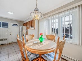 171 N Oak Street, Massapequa Park NY 11758