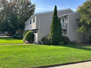 233B Springmeadow Drive B, Holbrook NY 11741